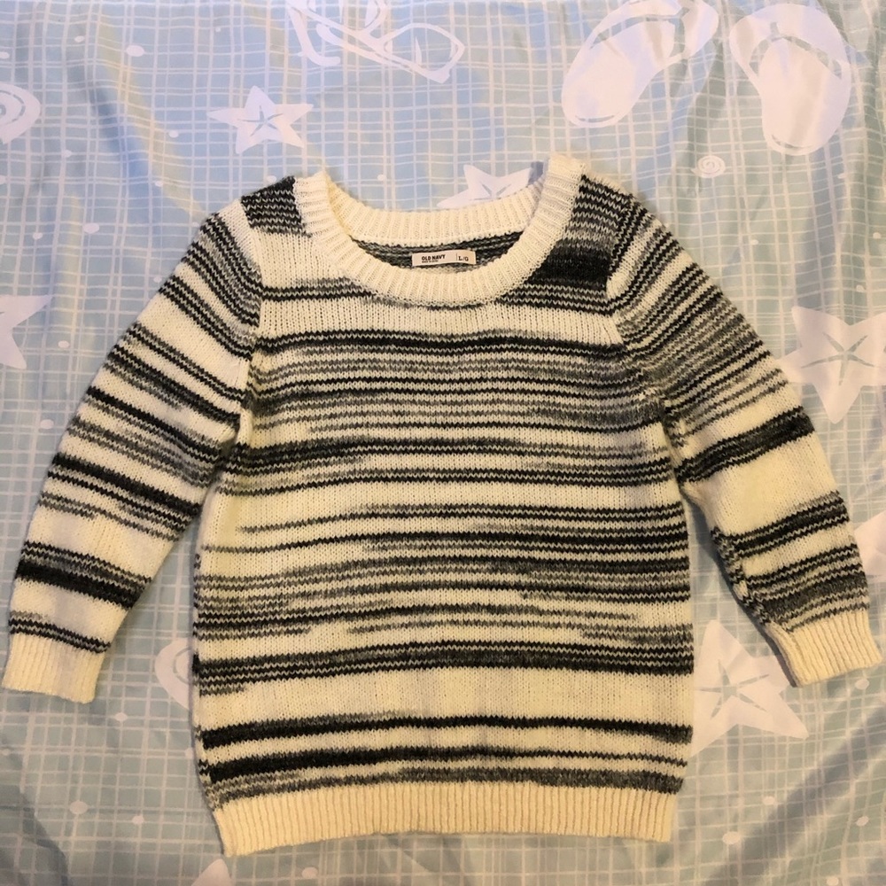 Old Navy size large sweater